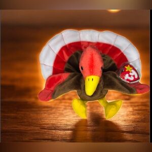Gobbles vintage Ty Beanie Babies turkey, New With Tags & Tag Errors, Collectible